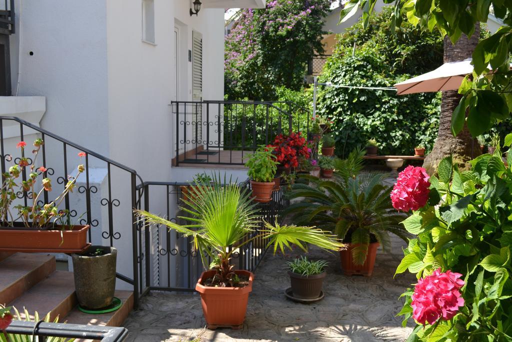 Apartments Luka Будва Экстерьер фото