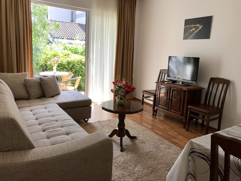 Apartments Luka Будва Экстерьер фото